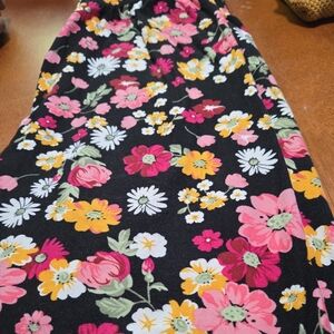 Ladies Floral Black Leggings Plus Size